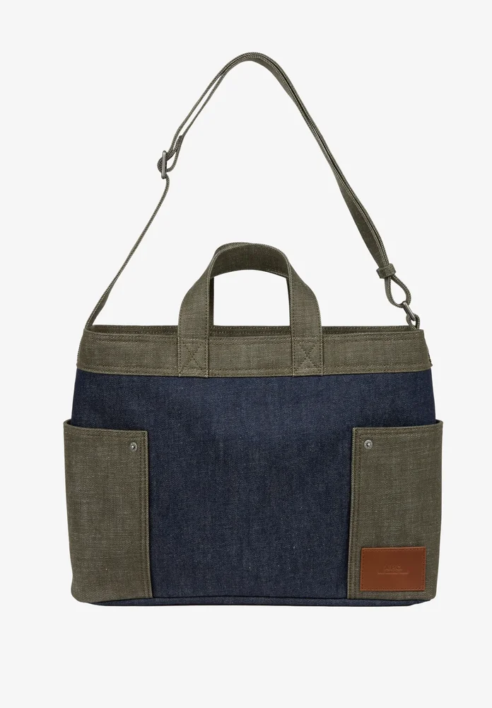 Jardin Tote Bag