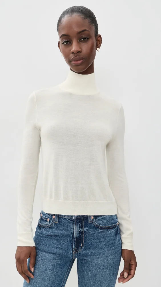 Slim Long Sleeve Cashmere Turtleneck