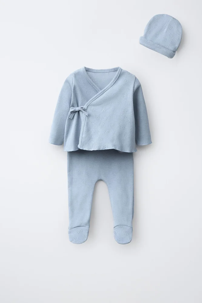 Heart Print Newborn Set and Pouch (Blue)