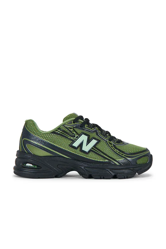 New Balance 740 Sneaker