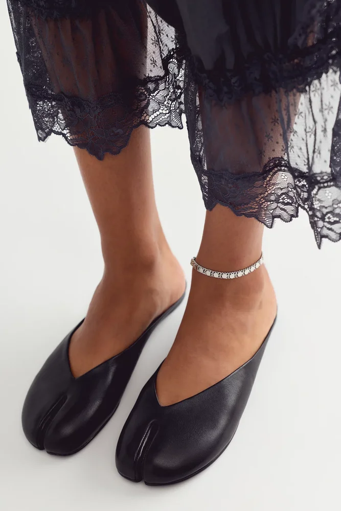Lights Out Split-Toe Mules