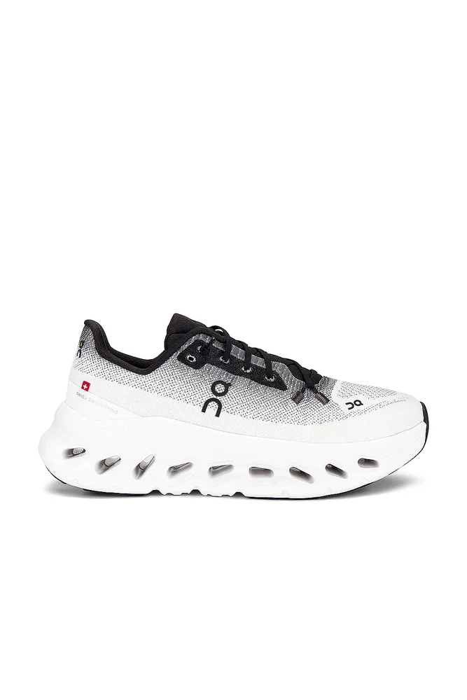 Cloudtilt Sneaker in Black Ivory
