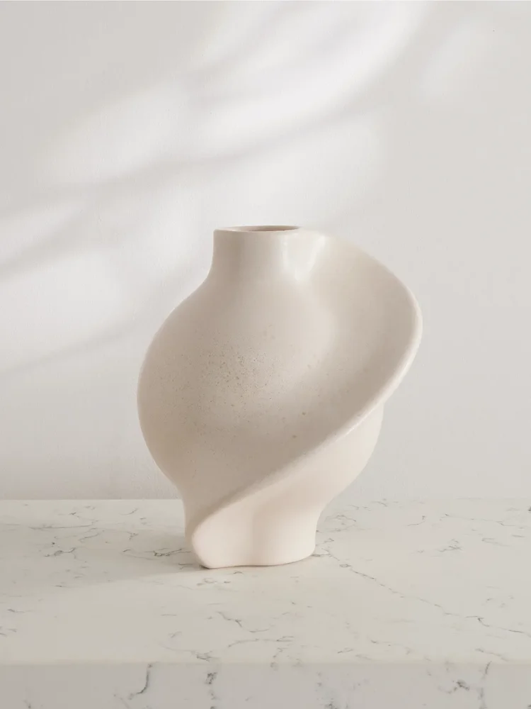 Pirout 01 ceramic vase