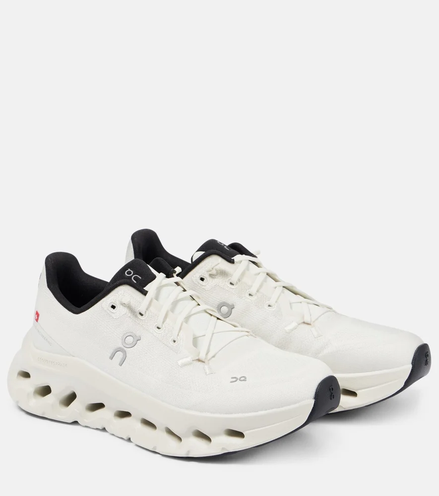Cloudtilt running shoes