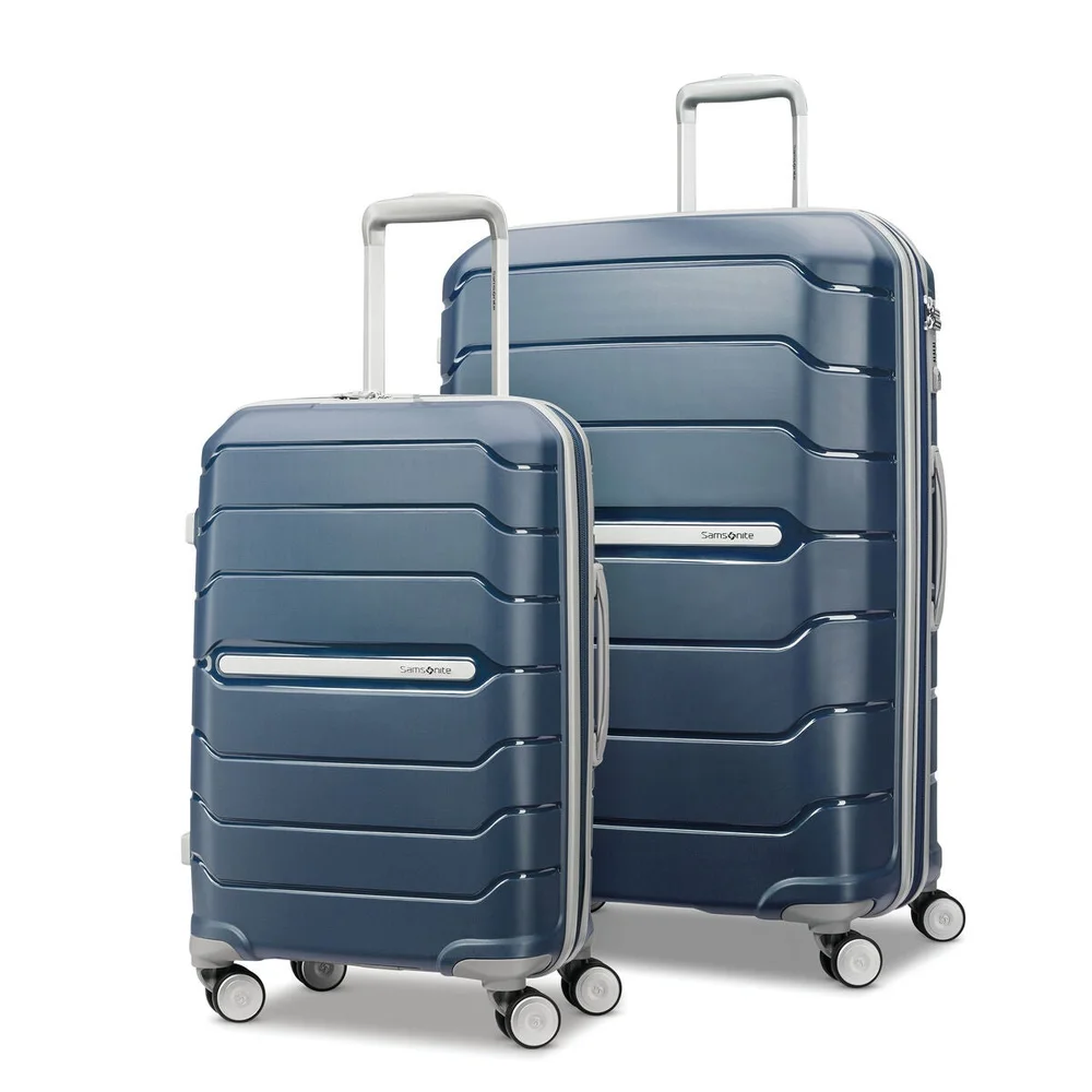 Freeform 2-Piece Set Carry-On and Large
