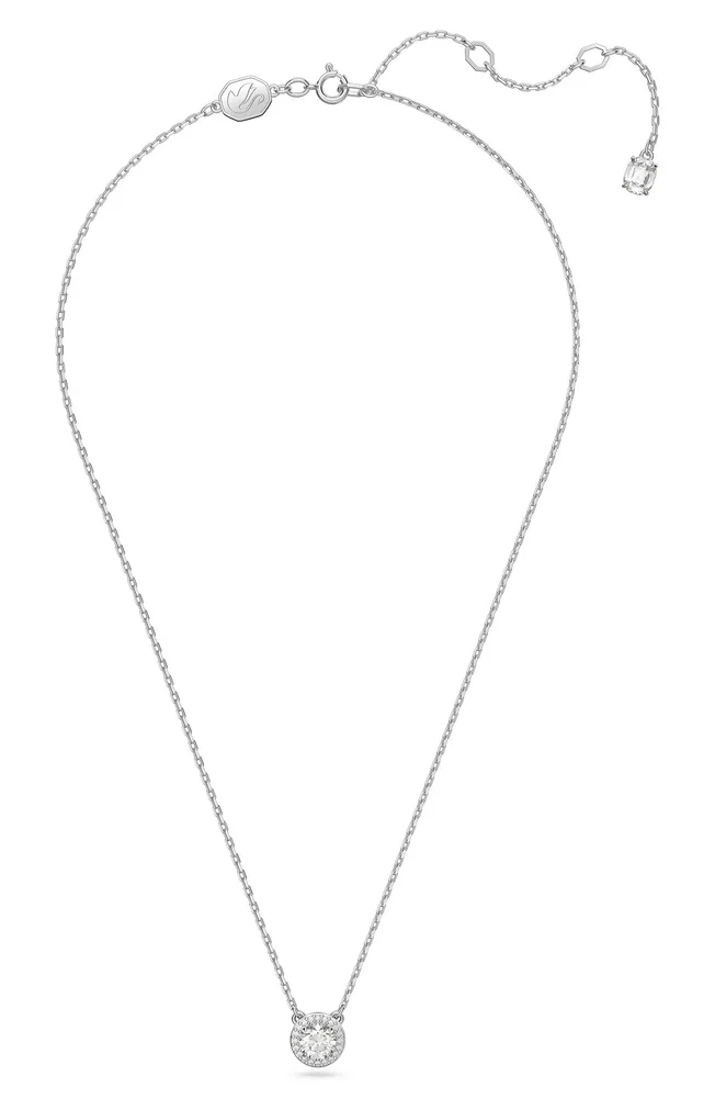 Una Pendant Necklace