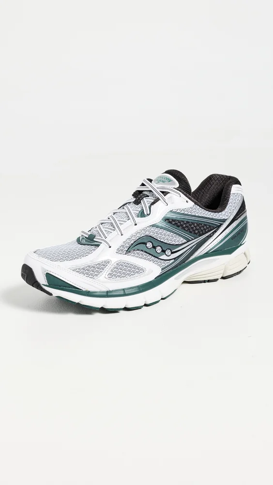 ProGrid Guide 7 Sneakers (White/Pine)