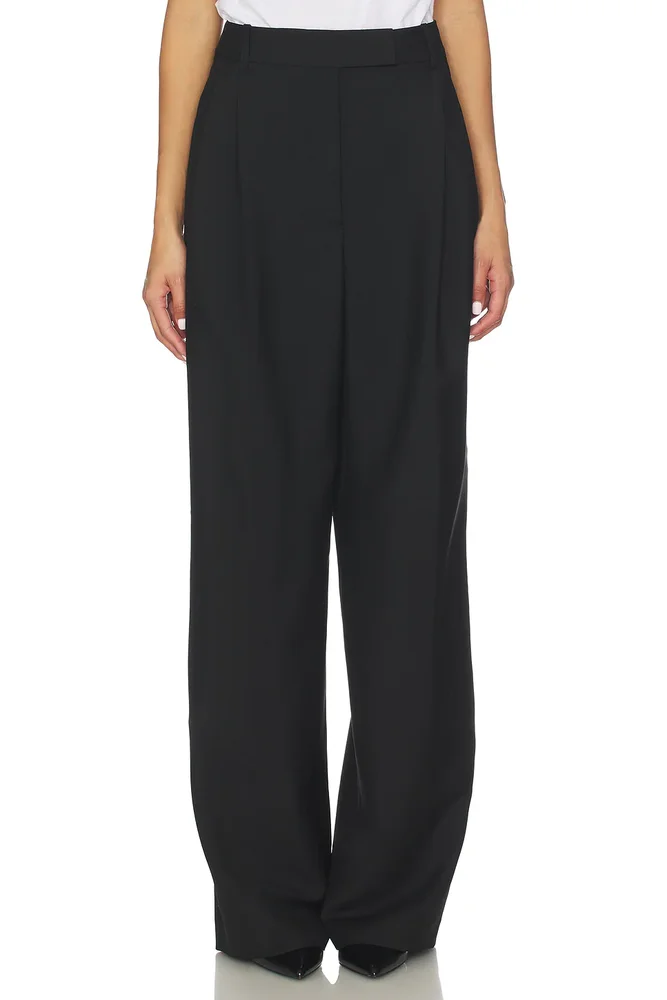 Mid-Waist Tailored Trousers in Black