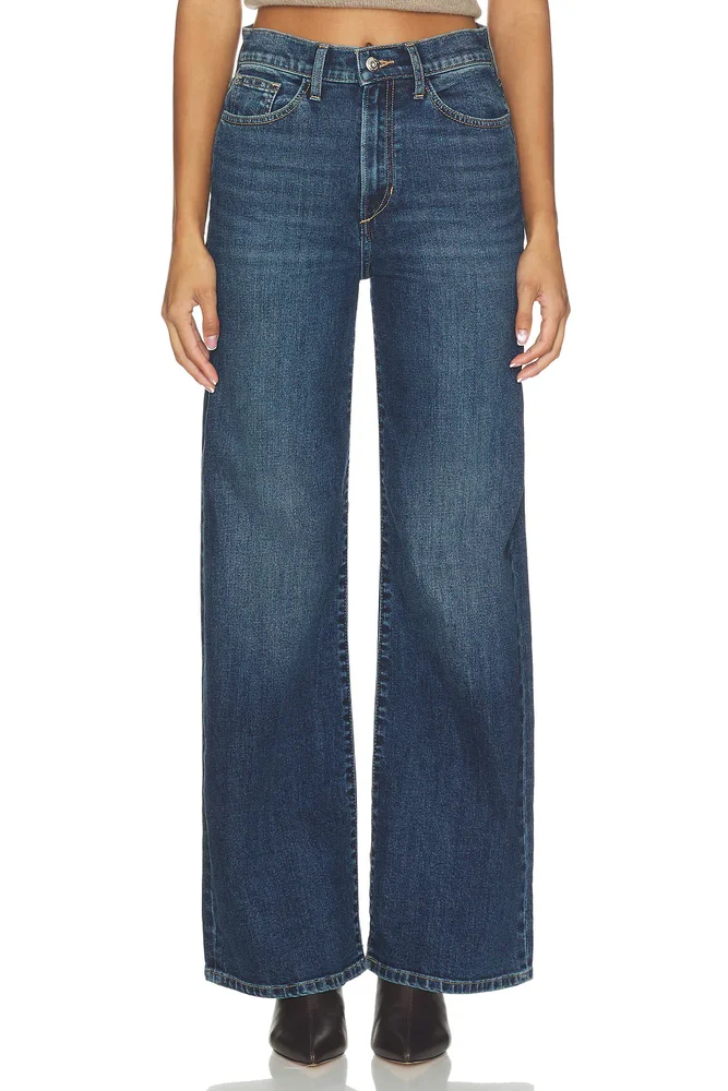 The Mia Jeans
