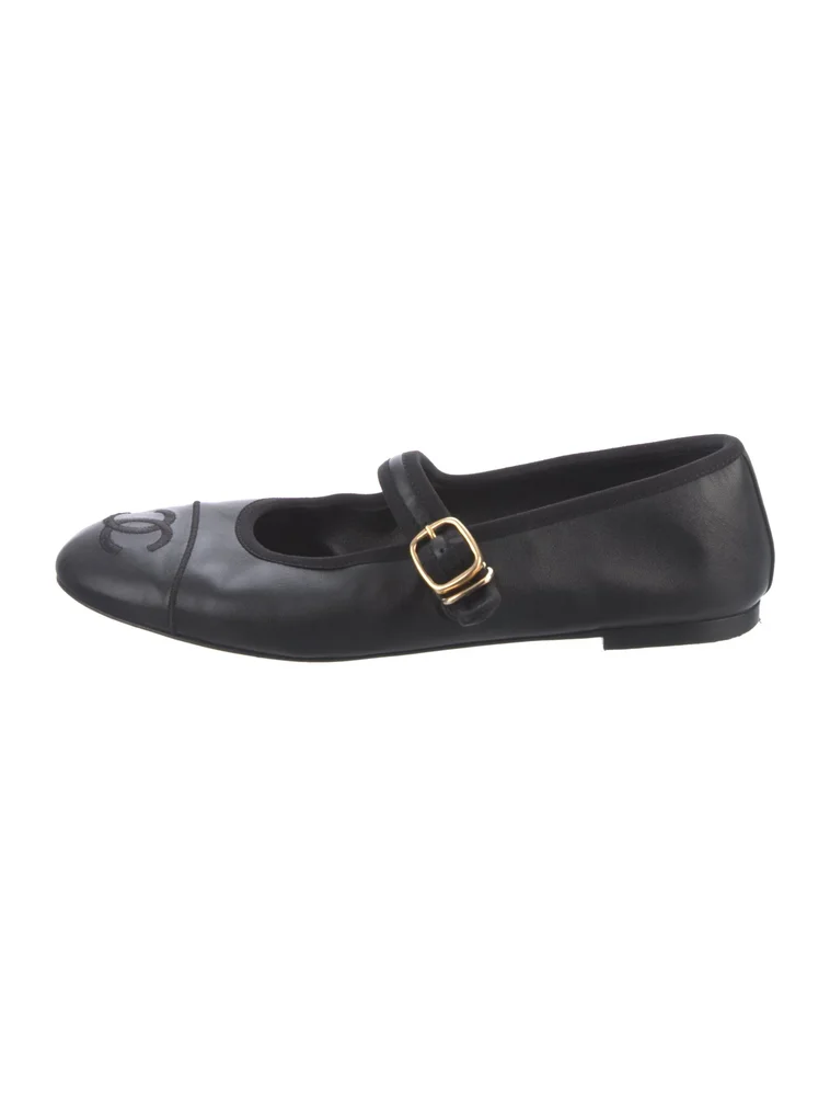 Pre-Owned 2024 Interlocking CC Logo Mary Jane Flats
