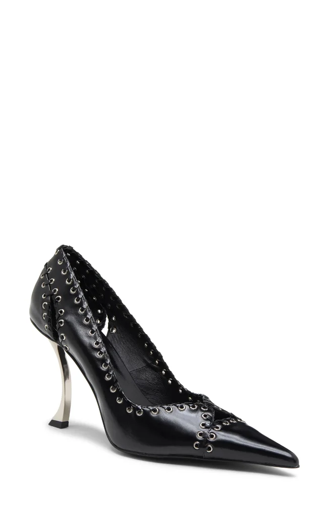 Fix Me Pointed Cap Toe Pump