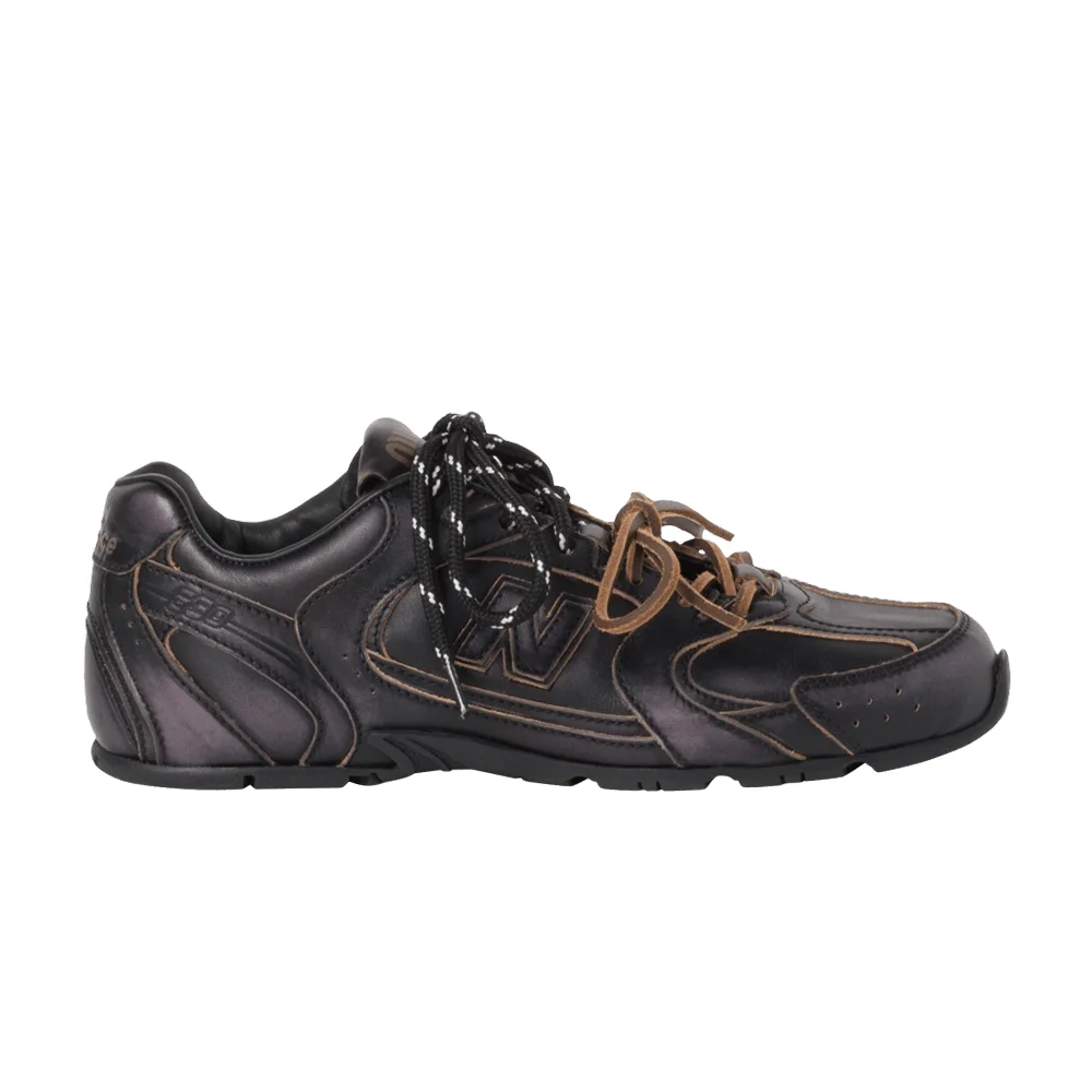 530 SL Black (Women's)