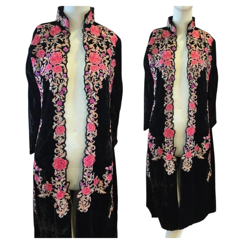 Vintage Black Velvet Floral Embroidered Floral Evening Coat UK Size UK 10 US 6