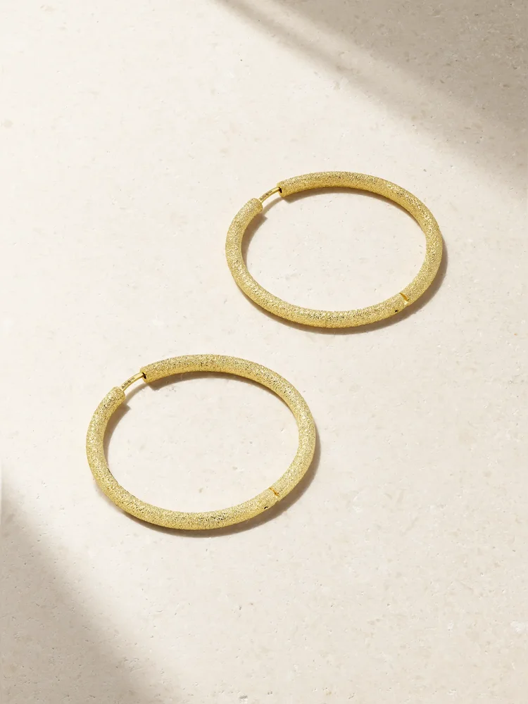 Florentine Finish large 18-karat gold hoop earrings