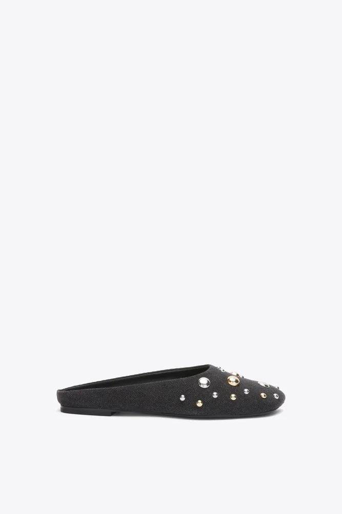 ID Mule Flat with Dome Embellishment