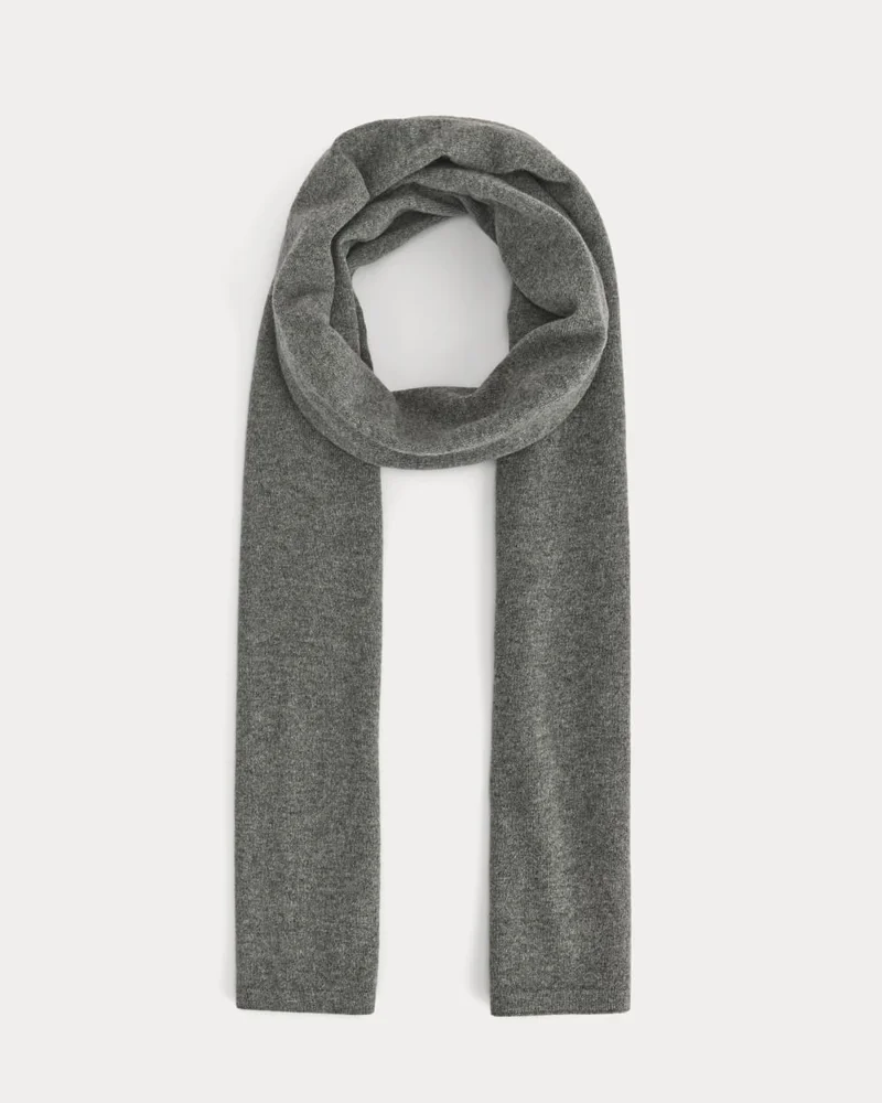 The Cashmere Scarf