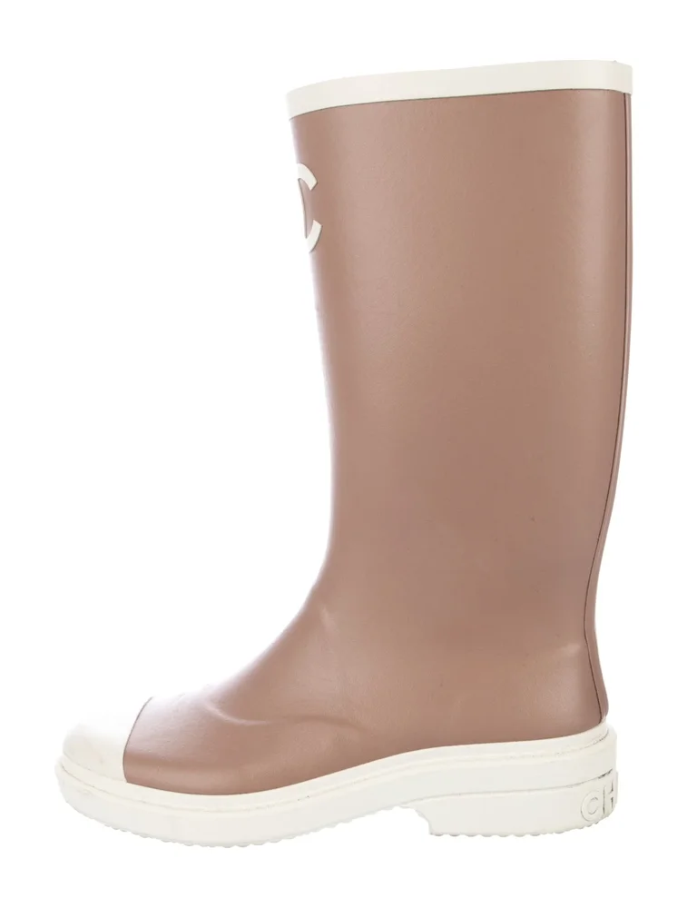Pre-Owned Neutral Rubber Interlocking CC Logo Mid-Calf Rain Boots