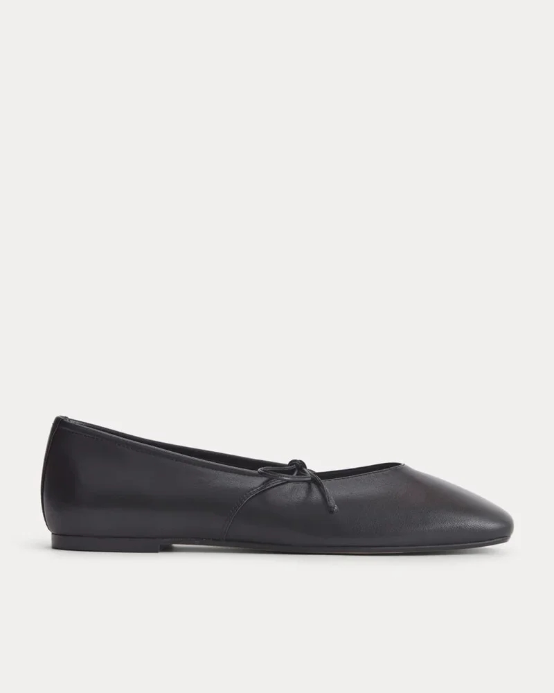Leather Keyhole Flat