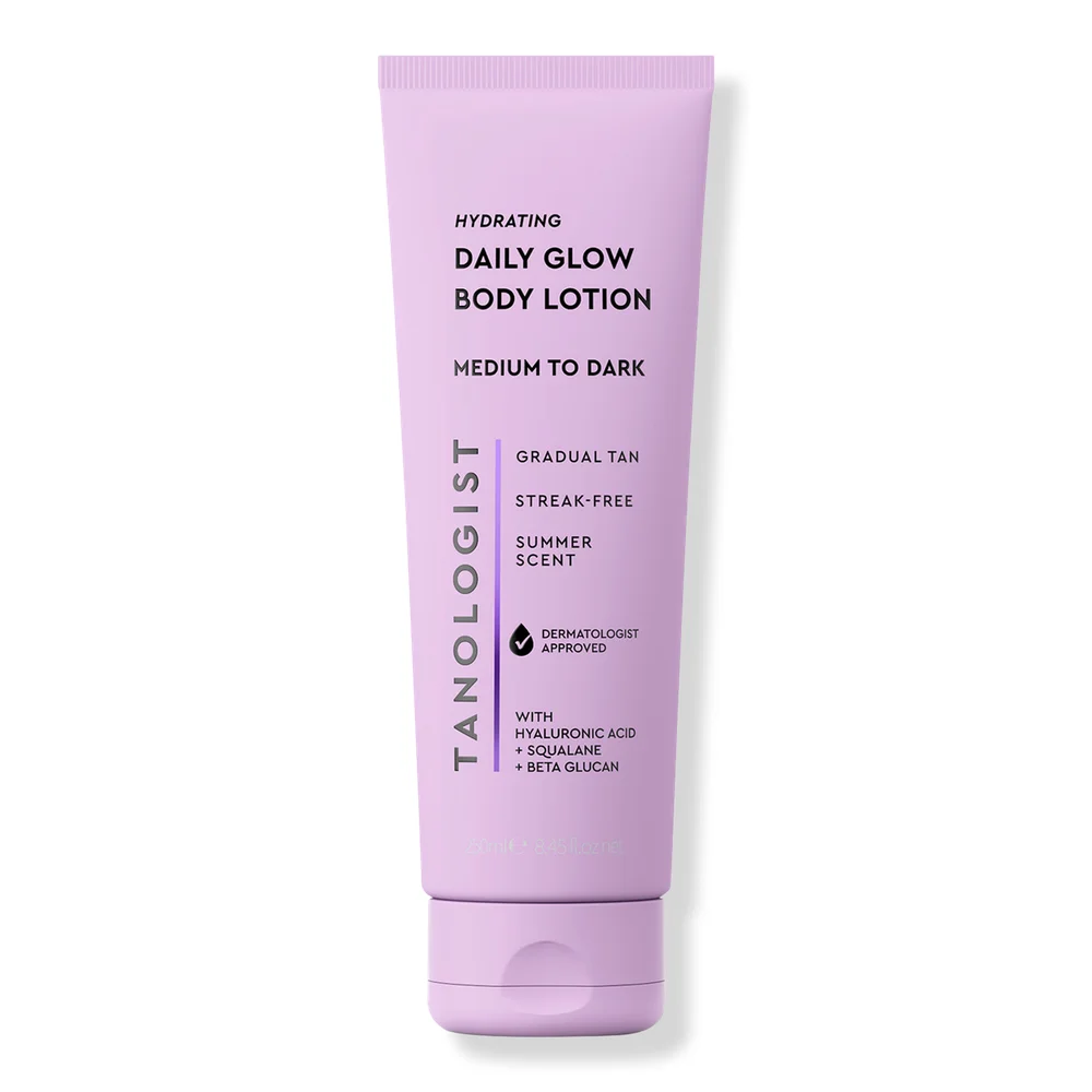 Hydrating Daily Glow Gradual Self Tan Body Lotion in Medium to Dark