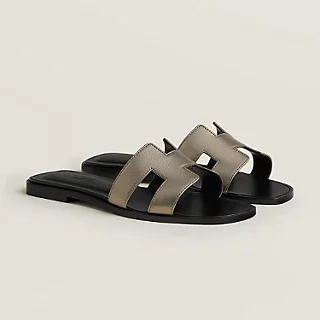 Oran sandal