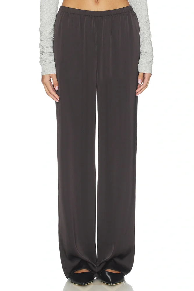 The Effortless Wide Leg