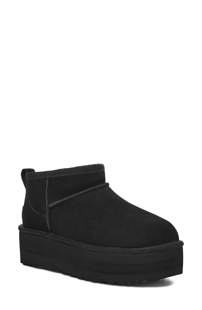 Classic Ultra Mini Platform Boot in Black