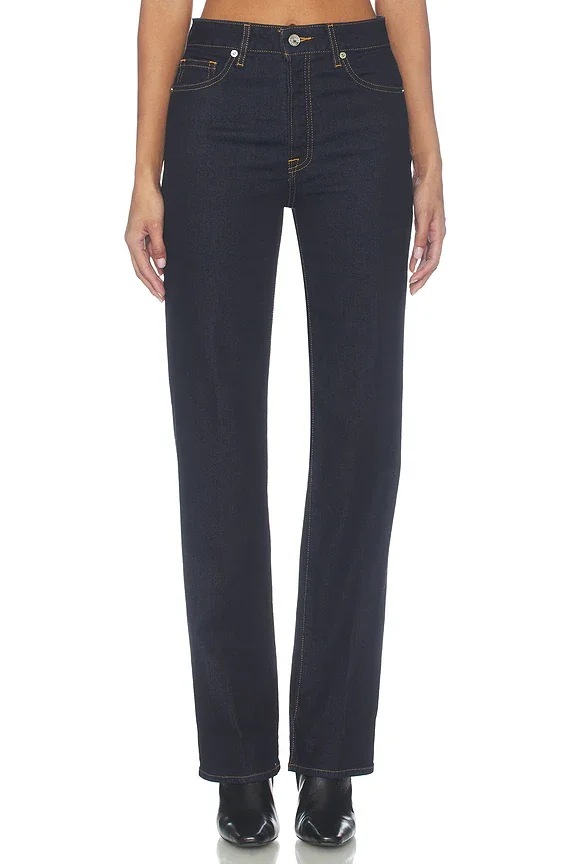 Good Petite Straight Jeans