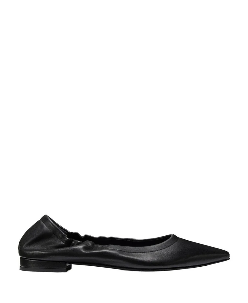 The Roma Flats, Black Nappa