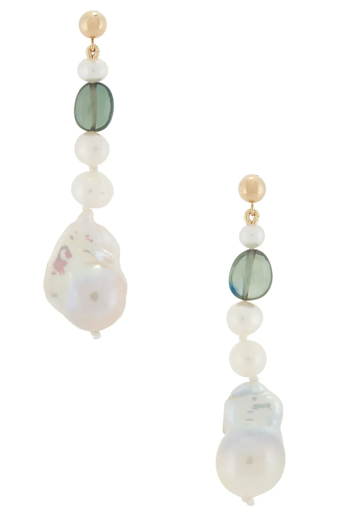 Poet Pearl Earrings