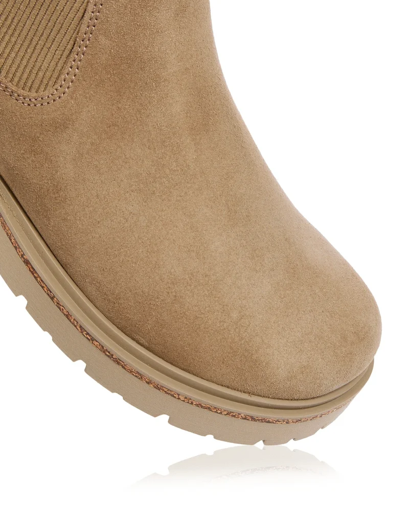 Women's Highwood Chelsea Boots