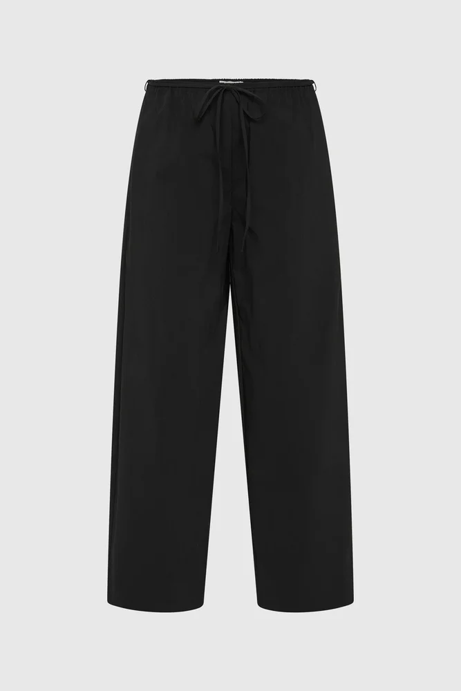 Fine Rouleau Crop Pants - Black