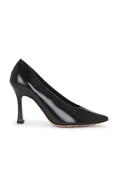Sofia Pump