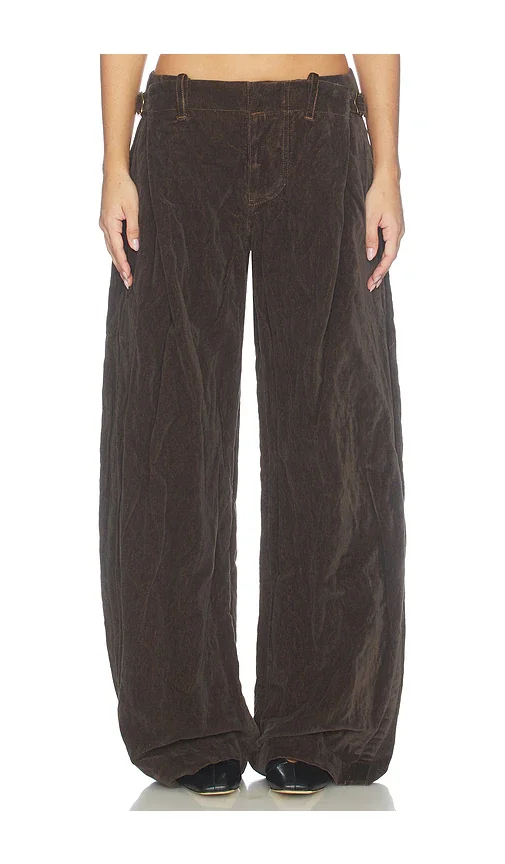 Holding Onto This Trouser