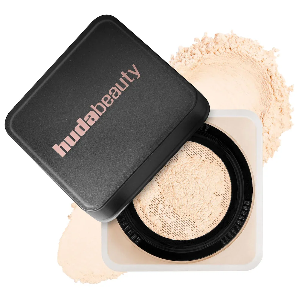 Easy Bake Blurring Loose Baking & Setting Powder in Pound Cake