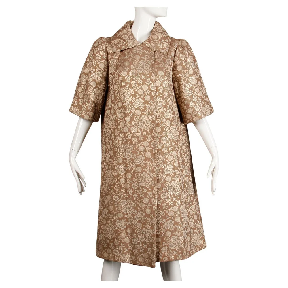 1960s Vintage Metallic Gold + Tan Silk Brocade Trapeze Opera Coat w/ 3/4 Sleeves