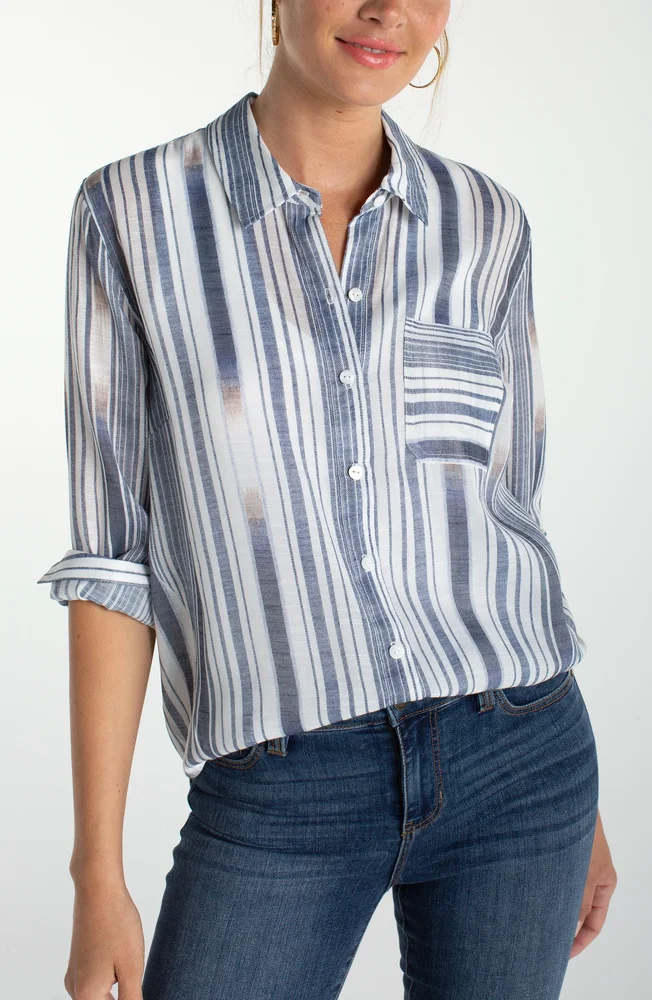 LONG SLEEVE BUTTON FRONT WOVEN SHIRT