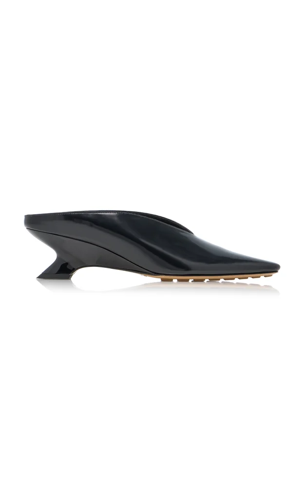 Bounty Patent Vinyl Mule Pumps