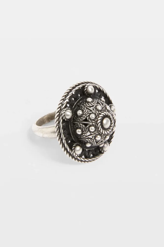 Andro Lantern Dome Ring
