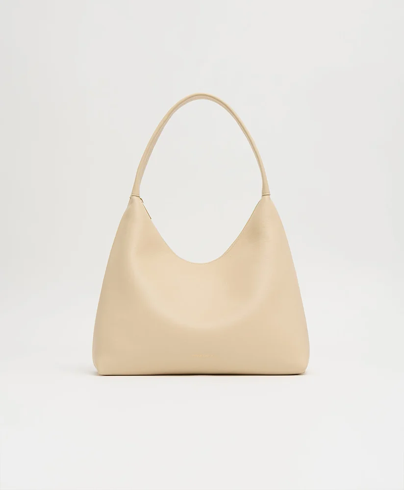 Candy Hobo, Sabbia