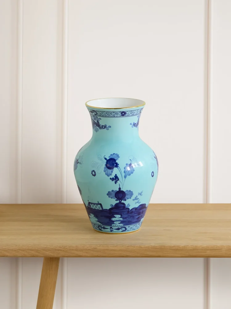 Oriente Italiano Ming Iris porcelain vase