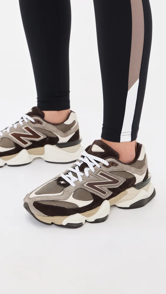 9060 Sneakers Brown/Brown