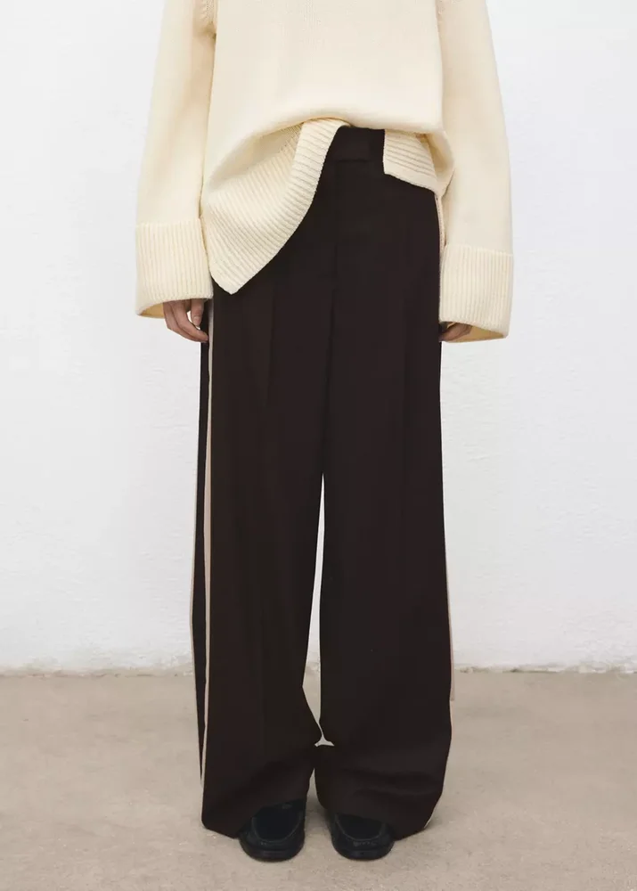 Wide leg trousers with contrast stripe - Women