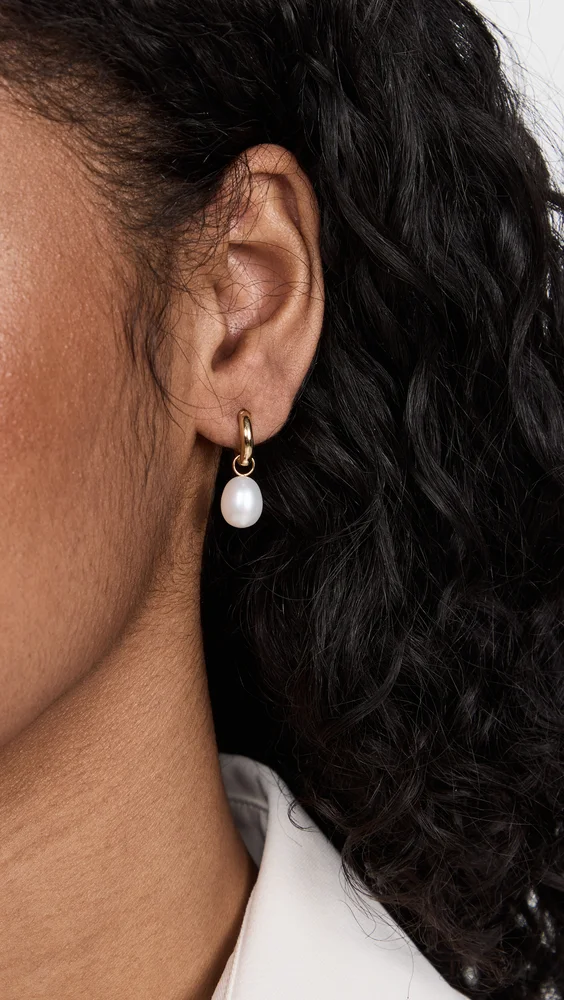 14k Jasmin Huggies