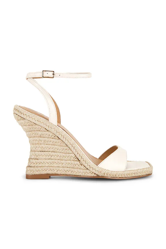 Nerina Wedge