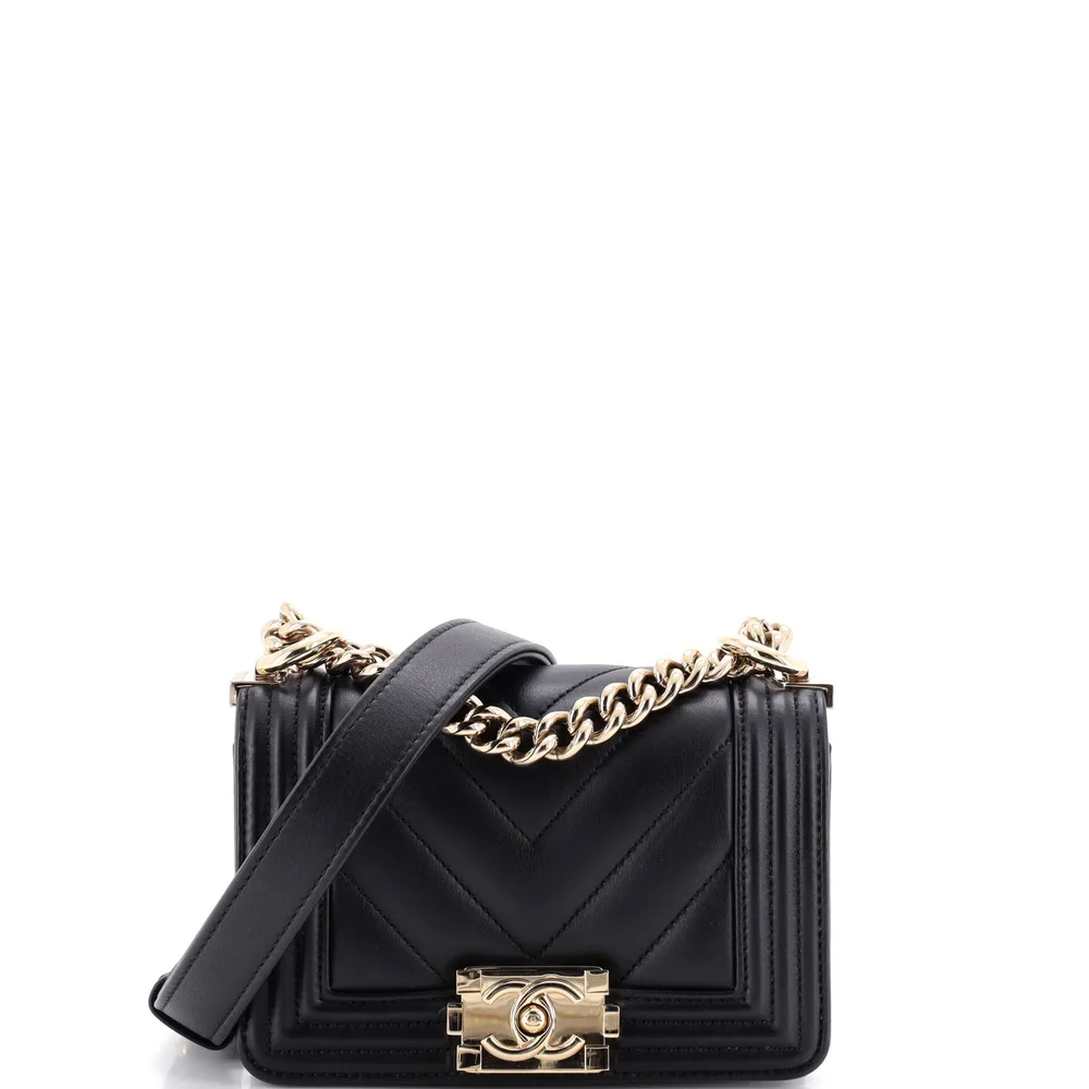 Pre-Owned Boy Flap Bag Chevron Lambskin Mini