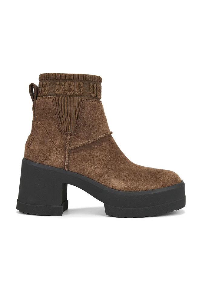 Moxy Chelsea Boot in Dark Toffee