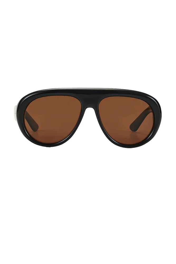 X REVOLVE The Robinson Sunglasses