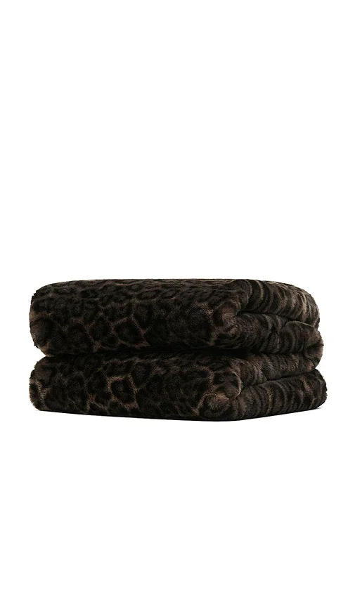 Brady Blanket Apparis