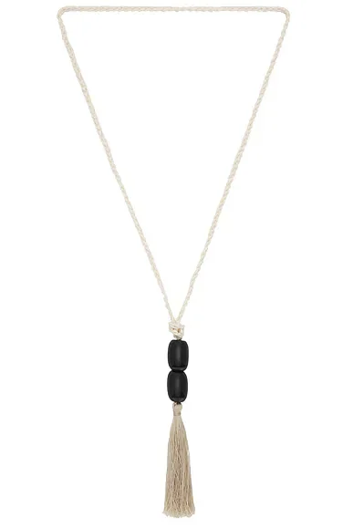 Crisia Necklace