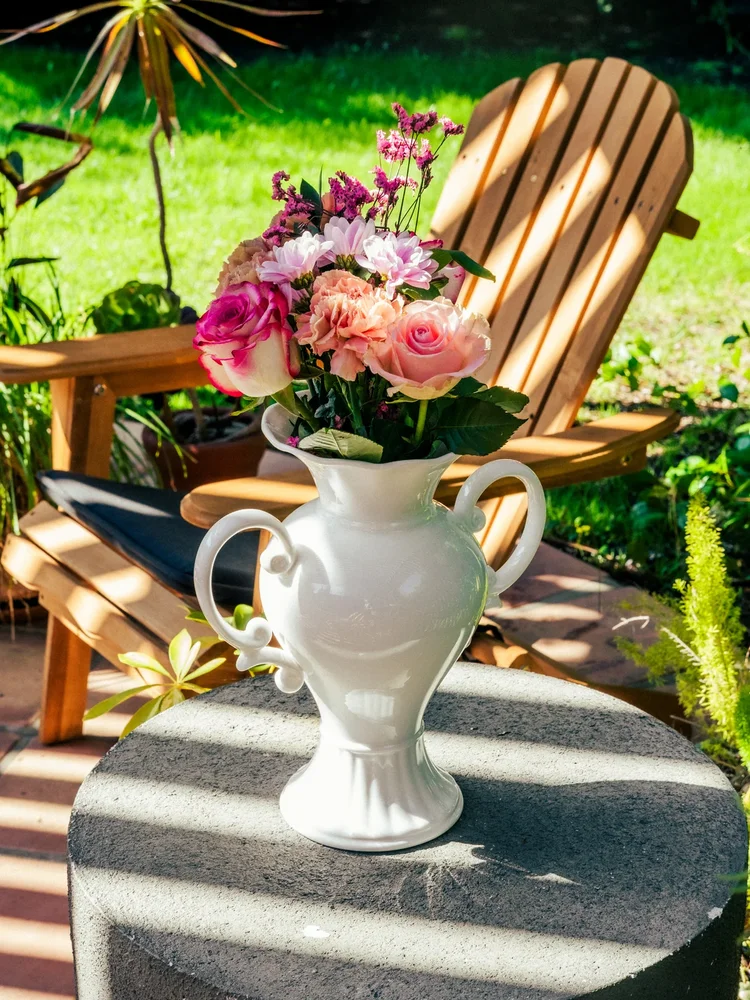 Moonwhite Ribbon Vase